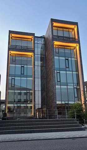 arkitektonisk belysning facade LED orange