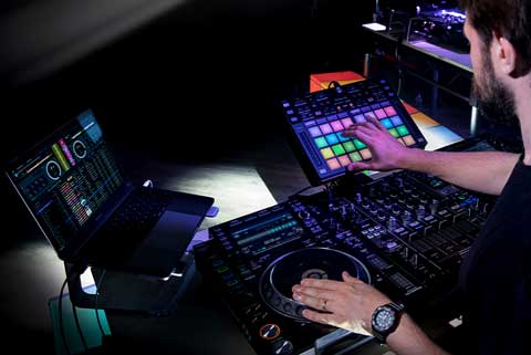 DJ setup med Pioneer DJ