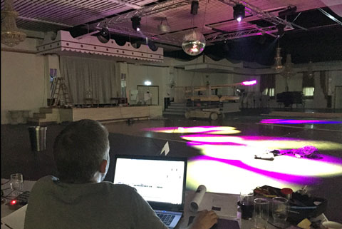 Programmering DMX lys dansegulv diskotek moving head light scanner